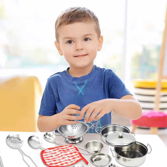 Minikoch - premium Kochgeschirr fördert Spaß beim Kochen